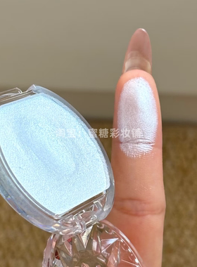 薄皮透明感 韩女清透去浊相彩妆 蓝色高光提亮眼头冷感冰蓝降温感