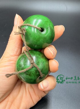 复古包浆阳绿干青手把件