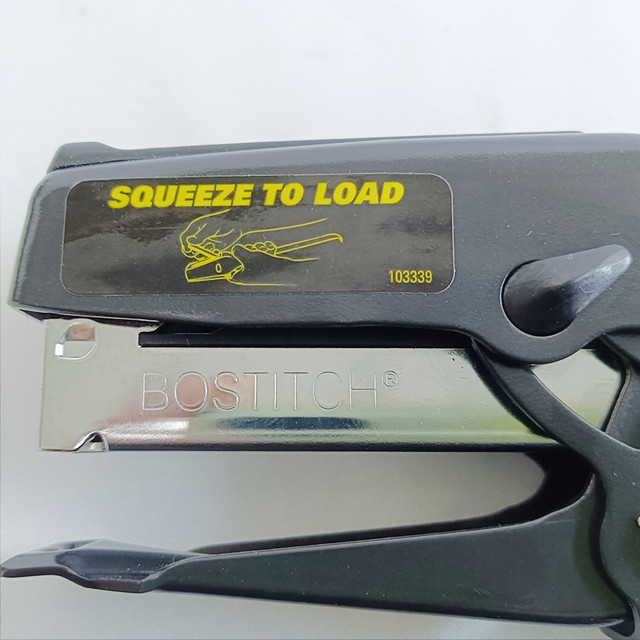 BOSTITCH manual pliers stapler is labor-saving and more durable
