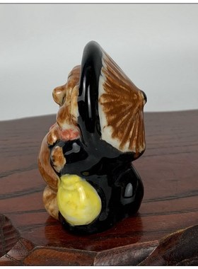 中古日本造 陶瓷福狸小摆件 手工彩绘 规格7.5*11