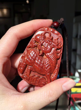 麒麟牌木雕红木挂件吊坠小叶紫檀雕刻兽牌檀香黄花梨檀木配饰包邮