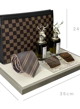 样板房衣帽间卧室衣柜意式极简包包收纳盒软装组合