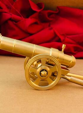 黄铜精铸大炮摆件彰显非凡品味