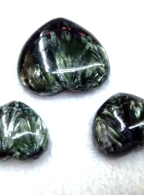 天然绿龙晶心型吊坠天然原石礼物