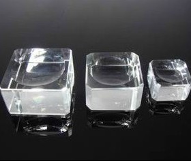 方块玻璃旋转透明凹槽水晶底座