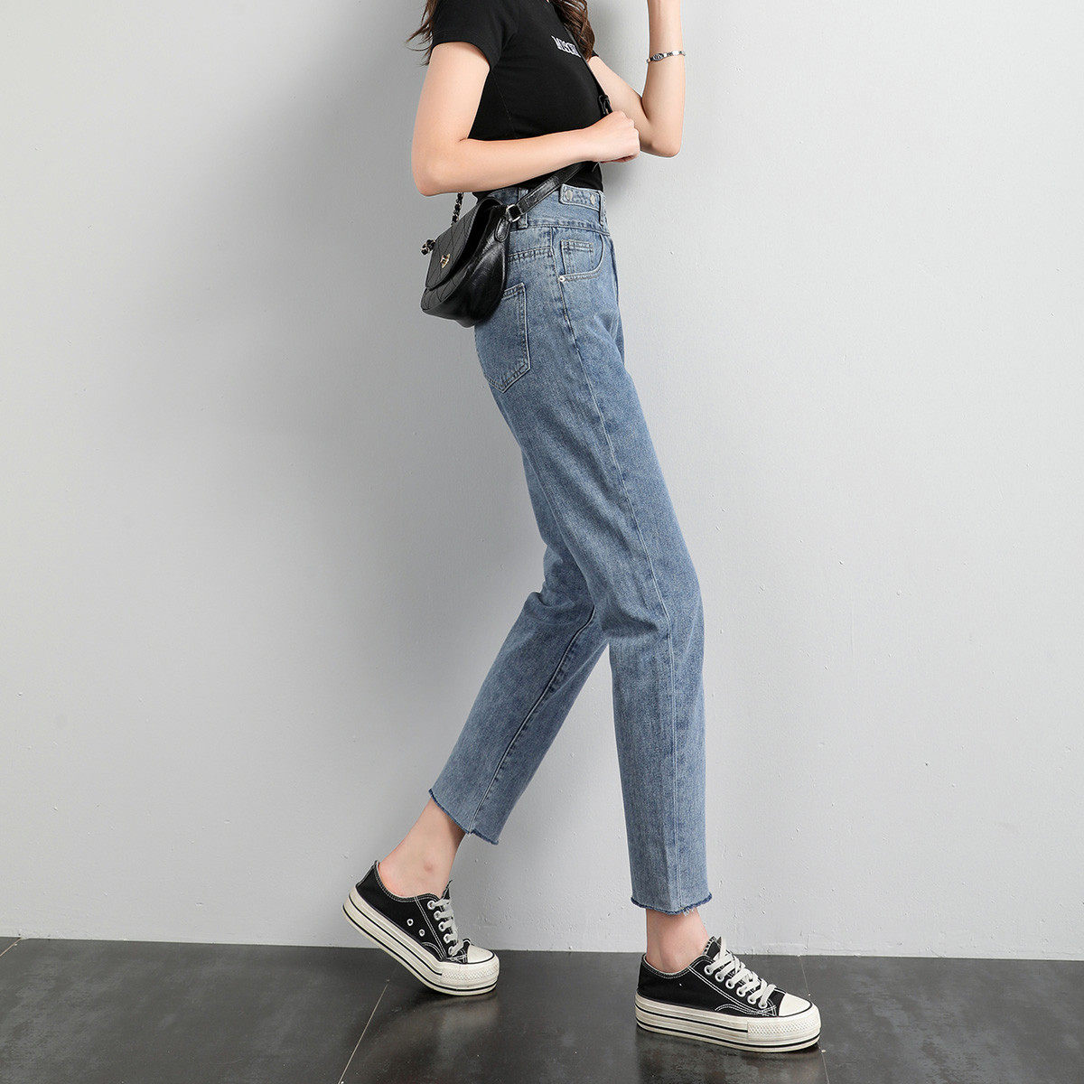 真维斯个性高腰显瘦毛边女装牛仔裤 真维斯时尚牛仔裤