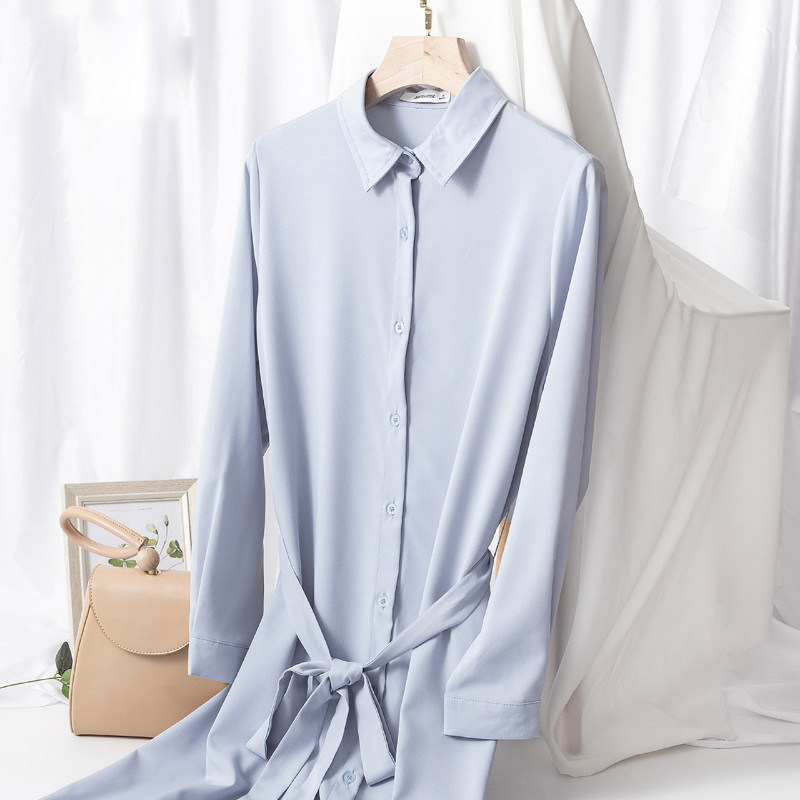  真维斯时尚连衣裙