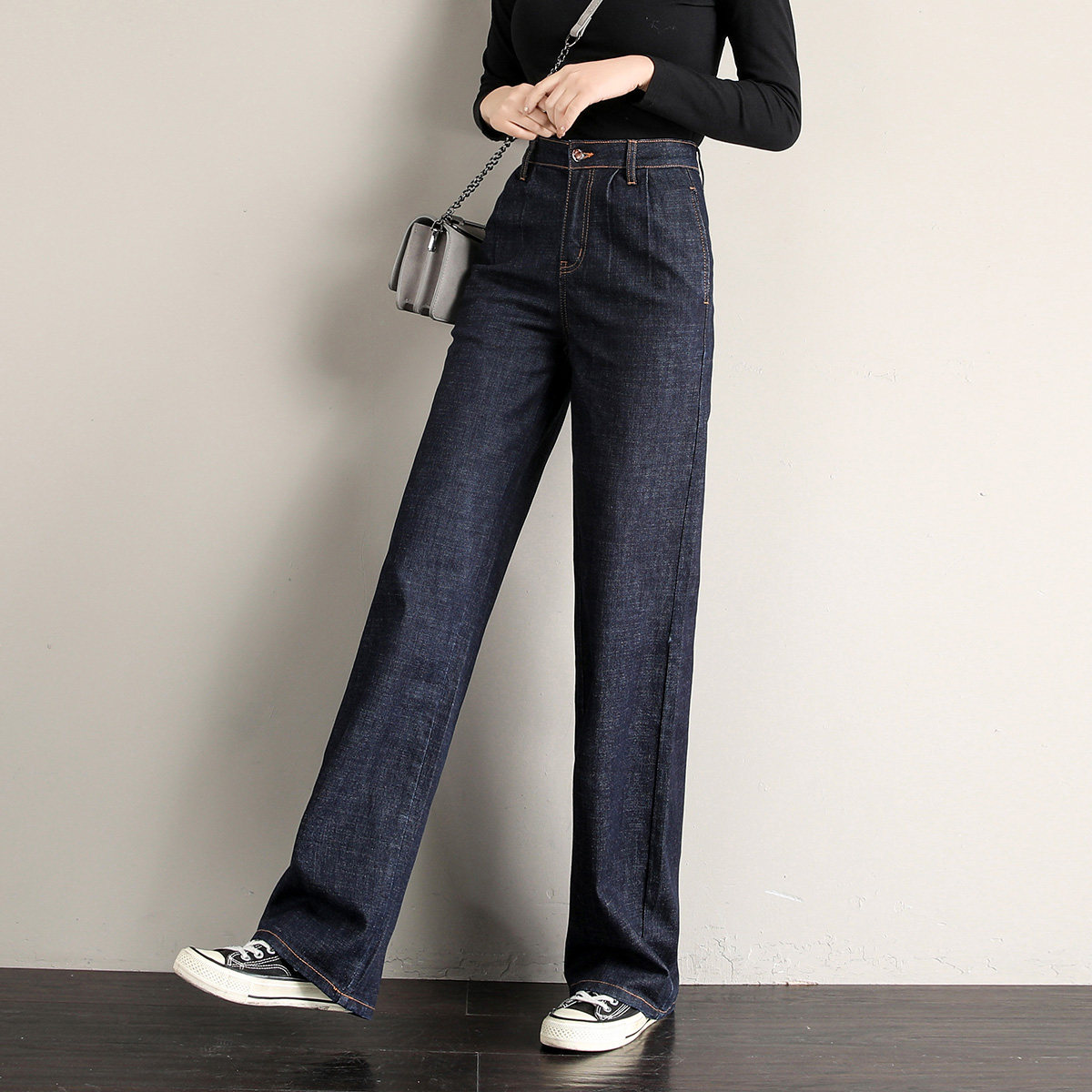  真维斯时尚牛仔裤