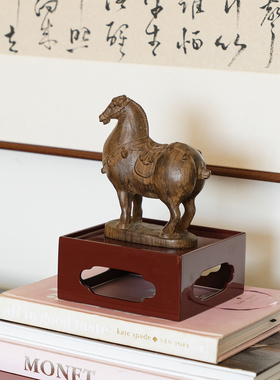 ladylike沉香木雕生肖马摆件