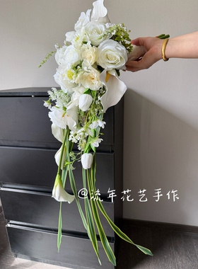 流年花艺手作定制ins风婚礼领证手捧花瀑布花束旅拍森系拍照推荐