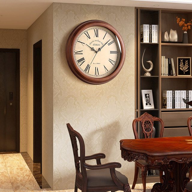 New Zealand imported pine American simple wall clock