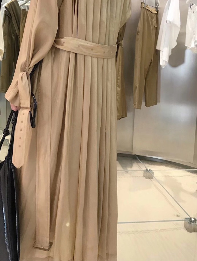 和服式流金风衣中长款外套薄防晒服绝美光泽本期强推 晴天女神 和服式流金风衣中长款外套薄防晒服绝美光泽本期强推 晴天女神