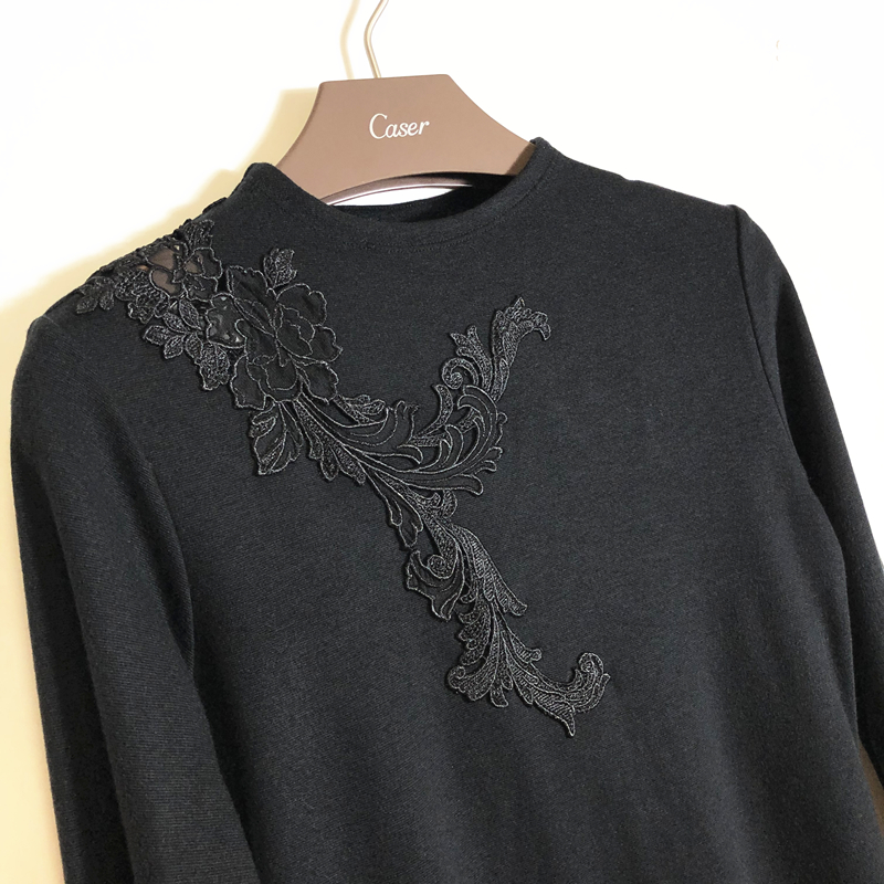 caser清仓秋凯撒女士馨思特小高领贴花保暖上衣秋衣打底衫BE56922 - 图3