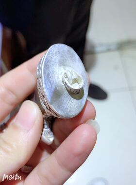 纯手工包银老虎吊坠镶嵌虎爪
