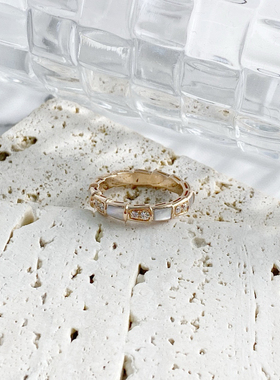 Bvlgari 宝格丽47号玫瑰金窄版镶钻白贝母蛇骨戒指 正品保真