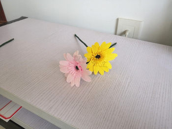 ເຈ້ຍ wrinkled gerbera ສໍາເລັດຮູບ handmade ດອກເຈ້ຍ art flower handmade DIY wrinkled paper wrinkled paper flower handmade class homework