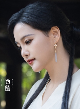 须尽欢 | 新中式天然白玉玛瑙玉髓长水滴纯银耳钩汉服旗袍耳坠环