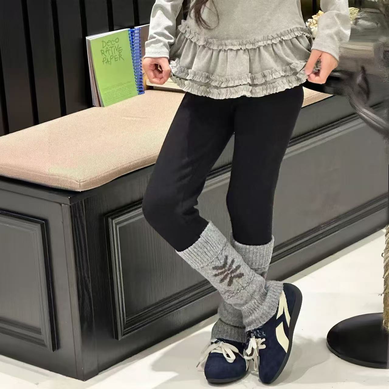 2025秋冬装新款儿童加绒加厚保暖打底裤可拆卸袜套女童瑜伽裤女孩 - 图0