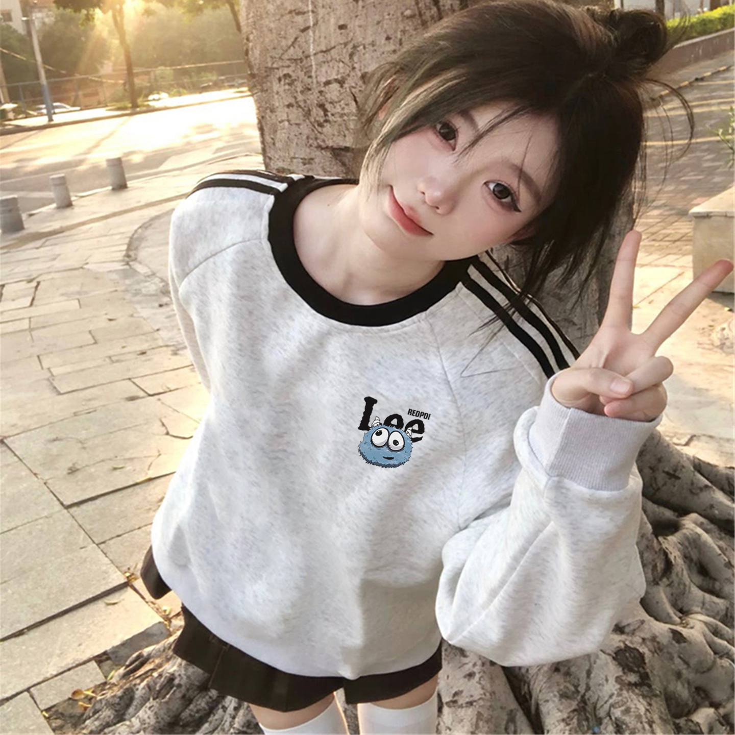 美式三条杠秋冬加绒加厚卫衣女2025新款爆款小个子慵懒风圆领上衣 - 图0