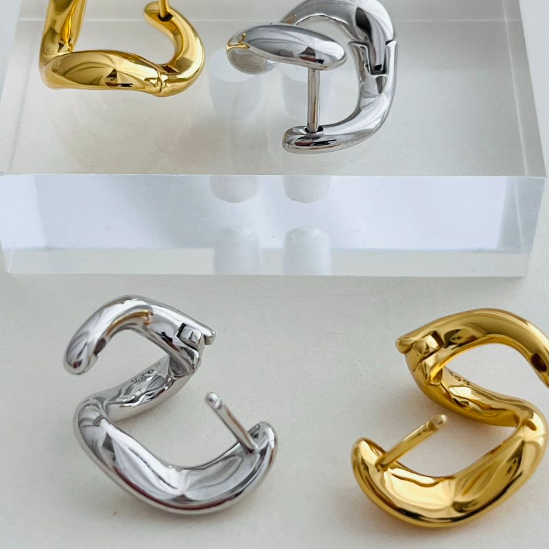 W&SILVER通体925纯银镀白金耳扣小众高级质感时尚简约百搭耳饰,淘宝优惠券,粉丝福利购,淘宝优惠卷