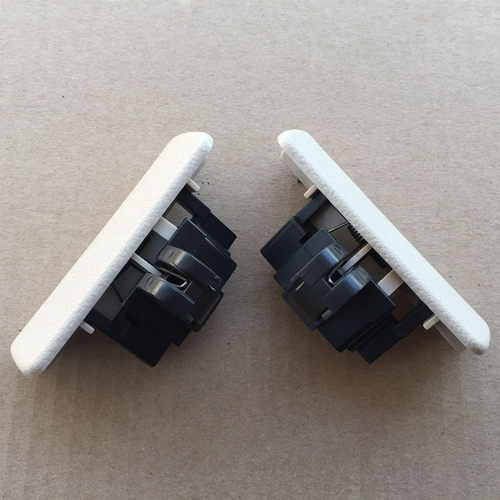 适用于长安睿行M80工具箱扣手储物盒手套箱拉手杂物箱开关锁扣子 - 图3
