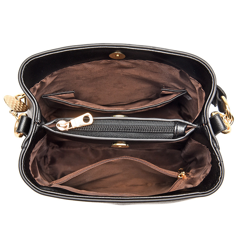 春季新款水桶包包2020简约软女包 千维拉女士包袋