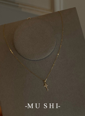 S925镀18K金轻奢四叶草锆石项链