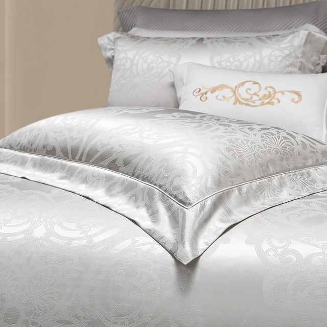 Silk cotton skin-friendly four-piece set