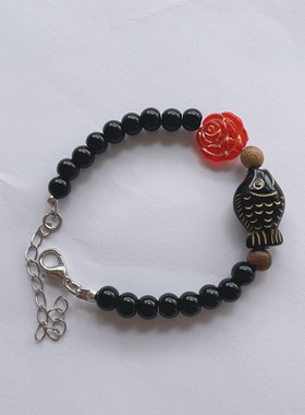 小众不规则串珠多元素手链