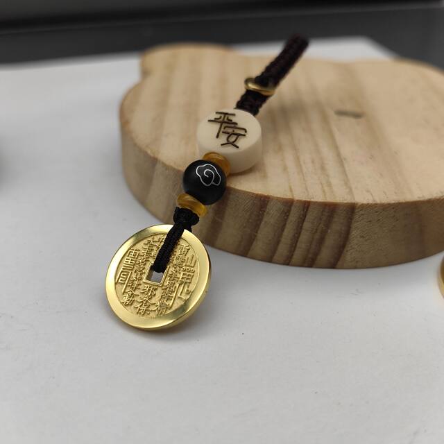 Spot 999 pure silver mountain ghost spends pure silver ancient coins extra small spends spends money tired of winning money shiny cinnabar