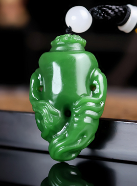 新疆和田玉碧玉人参手把件