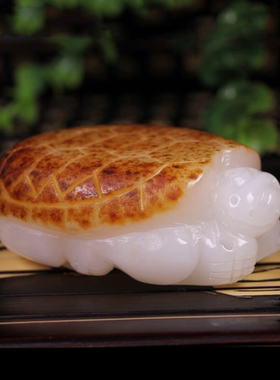 和田玉原石长寿乌龟男款手把件