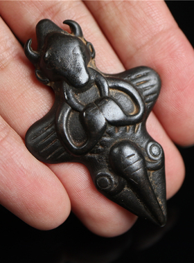 黑漆古皮壳熟稔 精品复刻藏式天铁托甲大鹏鸟吊坠随身脖挂颈饰品