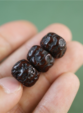 精品藏式天然金刚菩提子配珠包浆