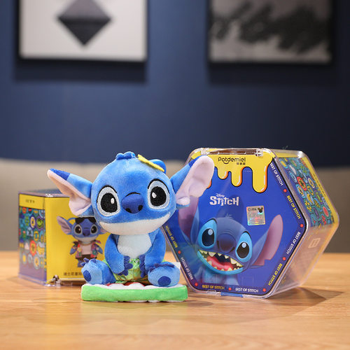 正版迪士尼盲盒史迪仔玩偶维尼熊挂件公仔草莓熊毛绒玩具礼物女生 - 图1