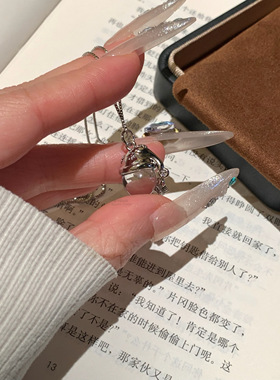 天然白水晶项链圣诞帽新款锁骨链梦幻轻奢名媛气质毛衣链时尚百搭