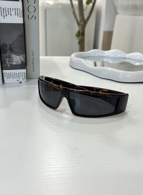 2025网红发箍墨镜女两用二合一太阳眼镜未来科技感时尚护目镜ins