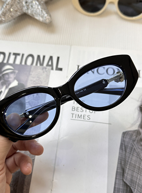 2025新款窄黑框小脸太阳镜欧美风小方形简约优雅百搭方圆脸墨镜女