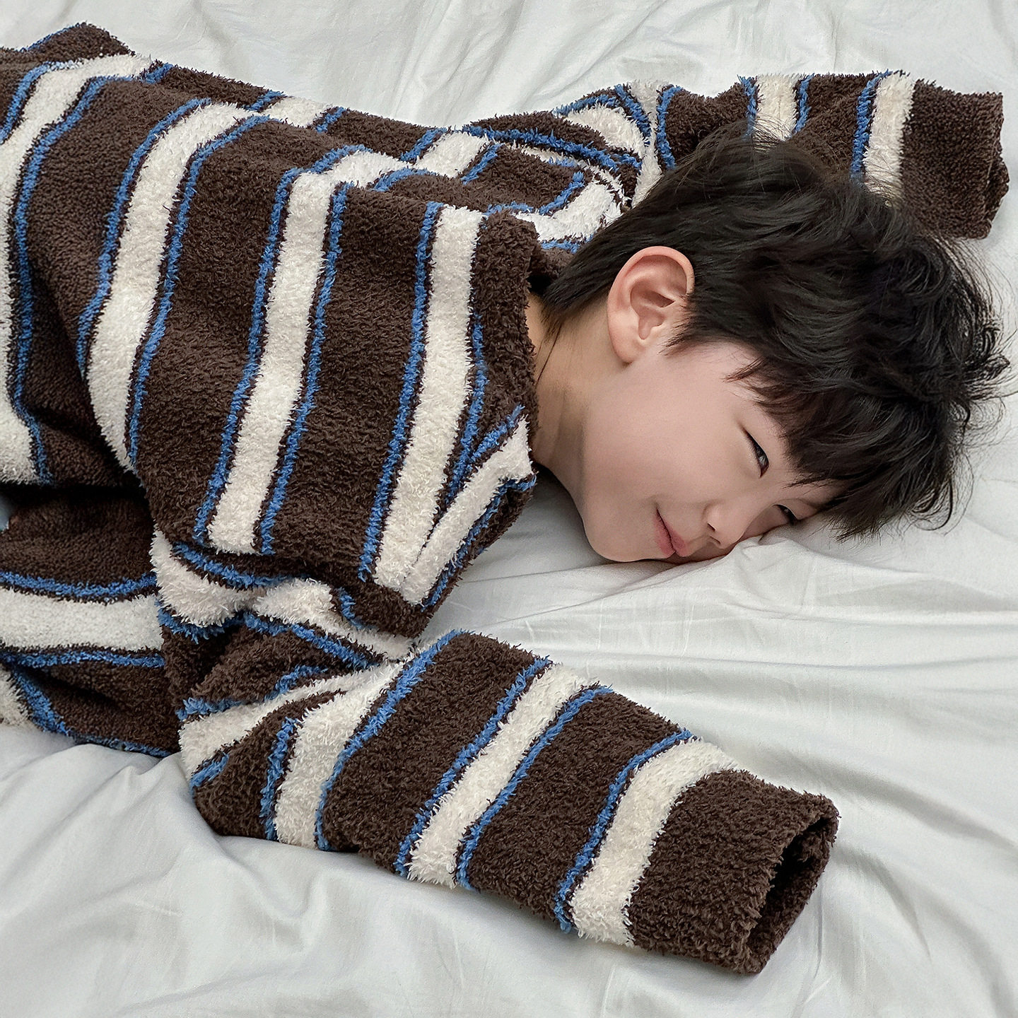 小杰家2025冬季新款男童家居服韩版新款童装卡通条纹保暖睡衣套装,淘宝优惠券,粉丝福利购,淘宝优惠卷