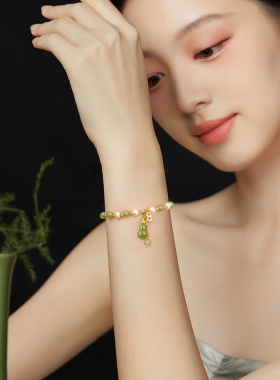 奶白晴福禄和田玉手串