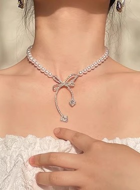镶钻缠绕蝴蝶结花朵项链法式高级感爱心吊坠锁骨链优雅颈链颈饰女