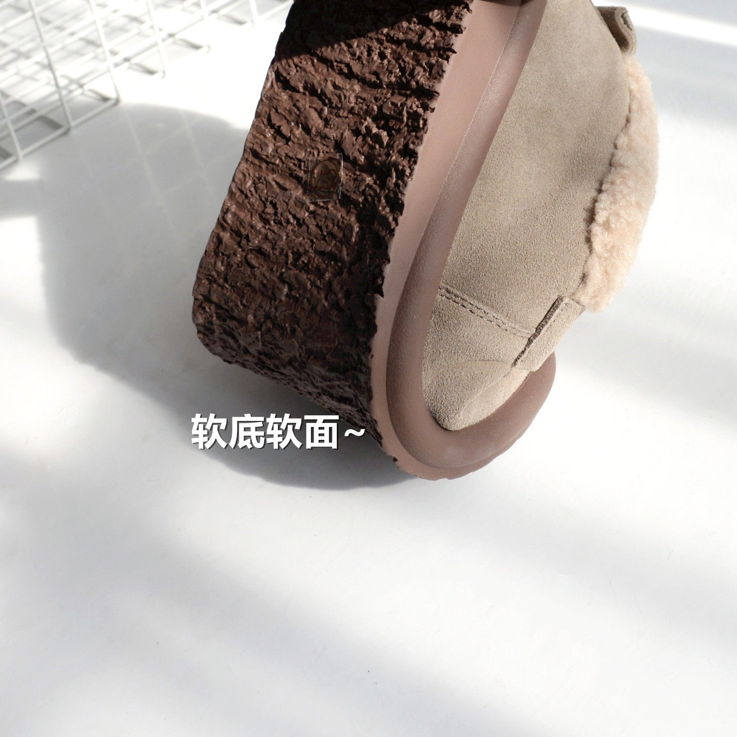 好柔软 俄罗斯单 真皮真毛女棉鞋2025冬季新款一脚蹬深口保暖单鞋,淘宝优惠券,粉丝福利购,淘宝优惠卷