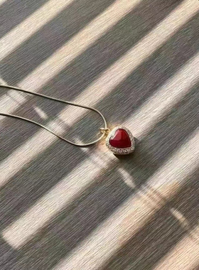 镀金红色阿赞悟空泰国吊坠