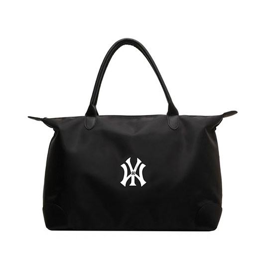 NY co-branded trendy brand water splash-proof handheld travel bag