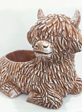 新款高原牦牛花盆树脂工艺品