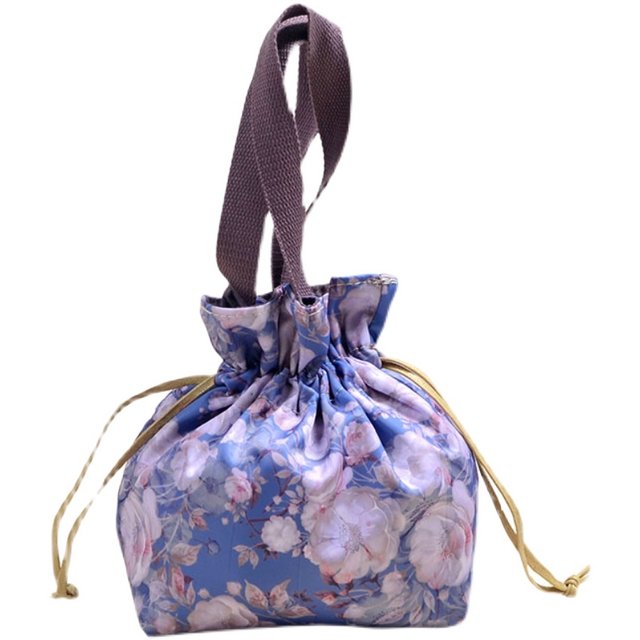Small pockets in the bundle pockets crossbody one-shoulder hand bag