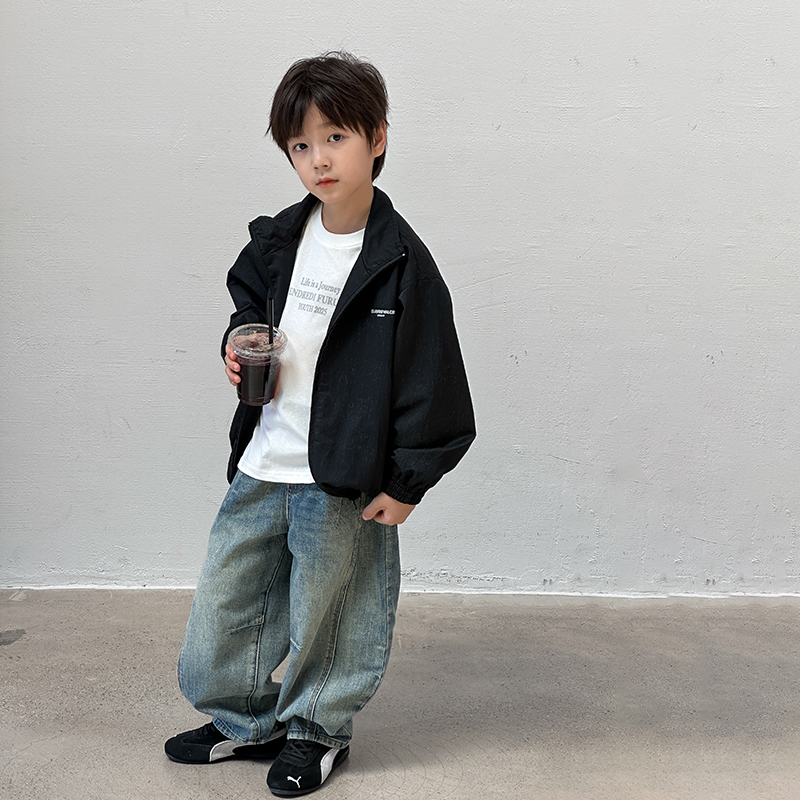 依依妈男童山系字母立领冲锋衣儿童秋装宝宝宽松休闲防风纯色外套 - 图3