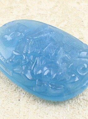 天然海蓝宝九尾狐吊坠