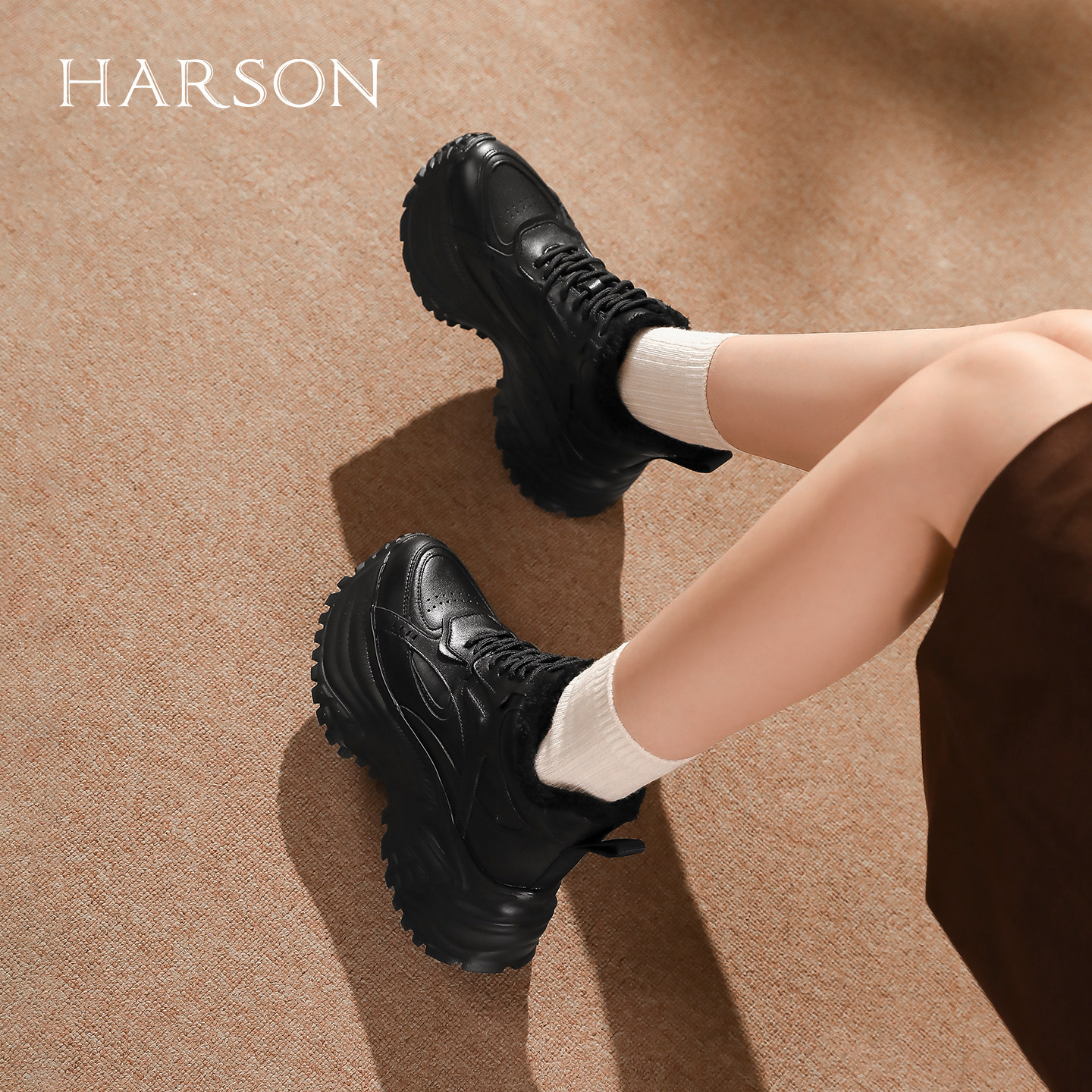 哈森时尚休闲加绒保暖老爹鞋厚底增高运动鞋2025冬新品HCA258401,淘宝优惠券,粉丝福利购,淘宝优惠卷