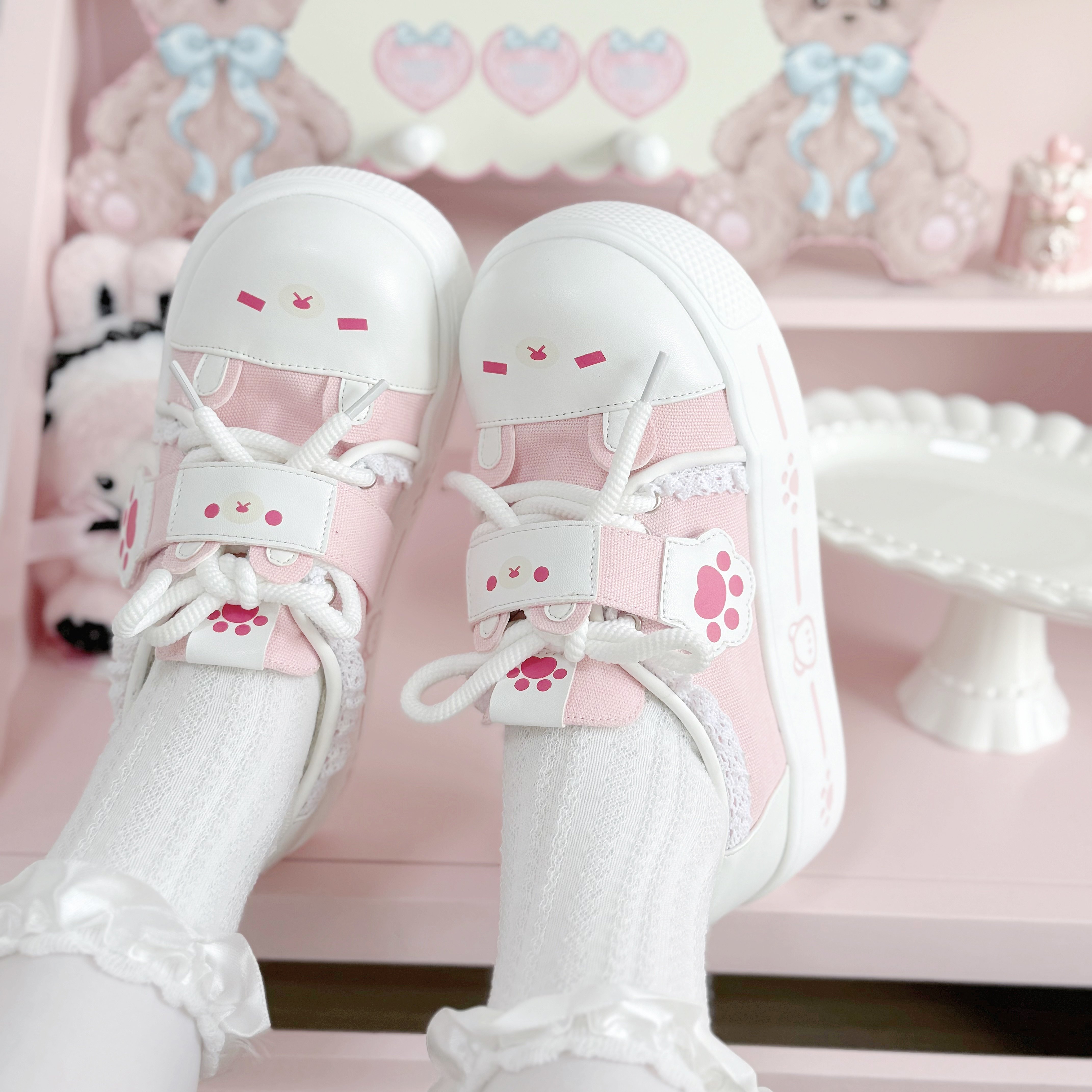 【轻松物语】原创轻松熊蕾丝拼色圆头Lolita 学生百搭可爱运动鞋,淘宝优惠券,粉丝福利购,淘宝优惠卷